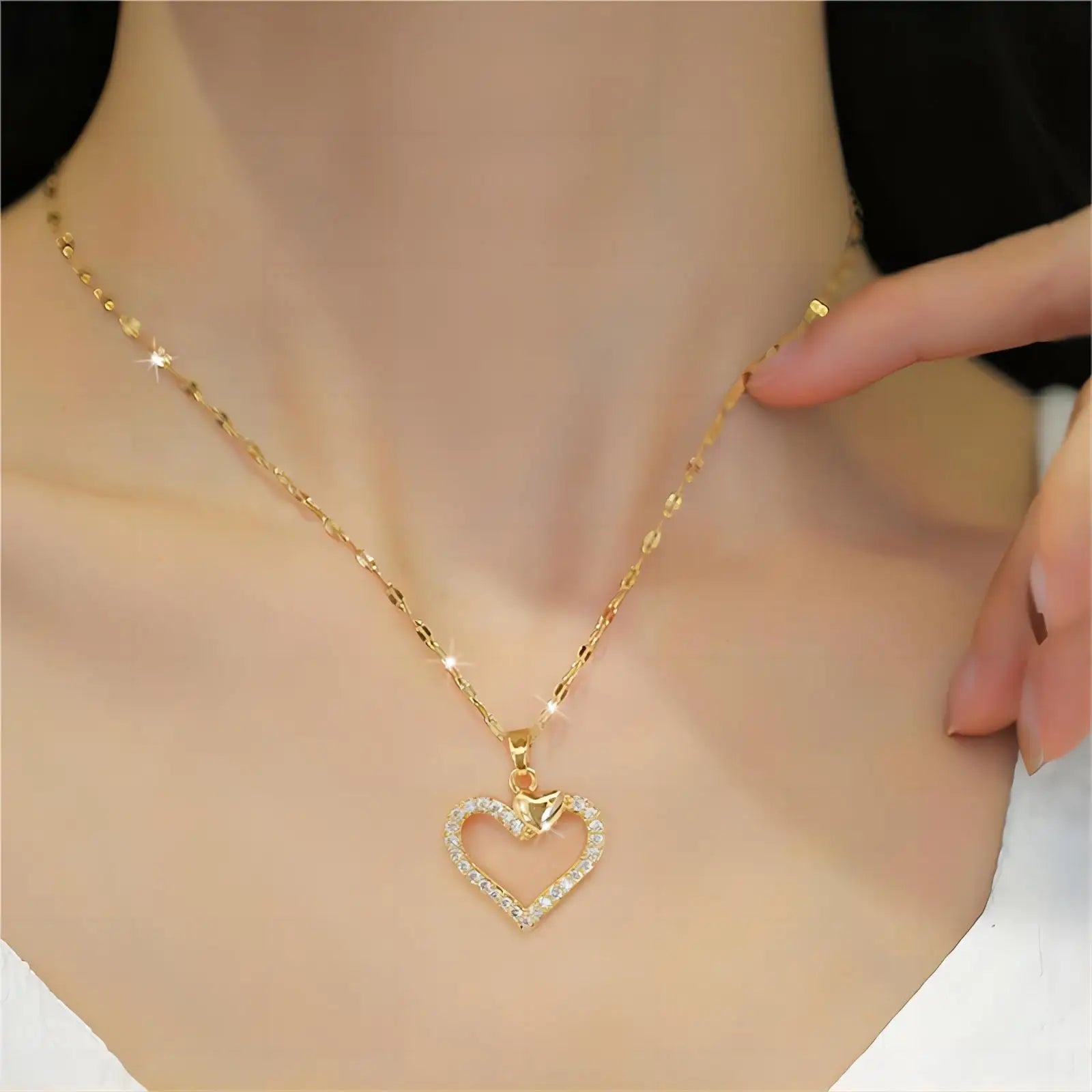 SparkHeart Choker